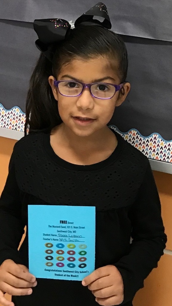Alexa Lozano - Mrs. Smith's Kindergarten